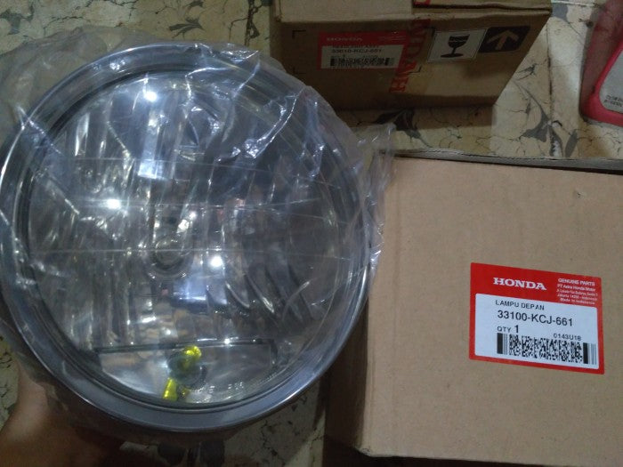 LAMPU DEPANTIGER REVO HEADLAMP HEAD LIGHT LAMP 33100-KCJ-661