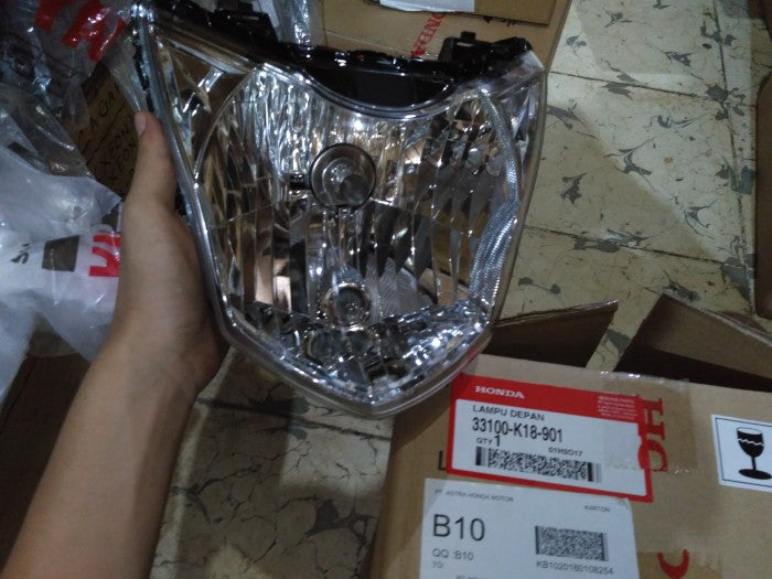 LAMPU DEPAN VERZA LAMA HEADLAMP HEAD LIGHT LAMP 33100-K18-901