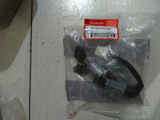 KUNCI KONTAK REVO LAMA SET 35010-KVR-600