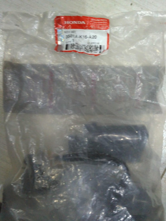 KUNCI KONTAK SCOOPY FI STARTER KASAR REMOTE SET 3501A-K16-A20