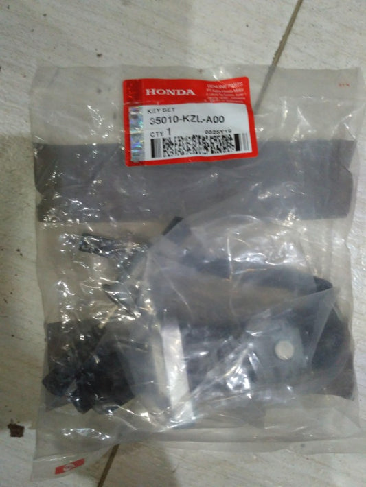 KUNCI KONTAK SPACY SET 35010-KZL-A00