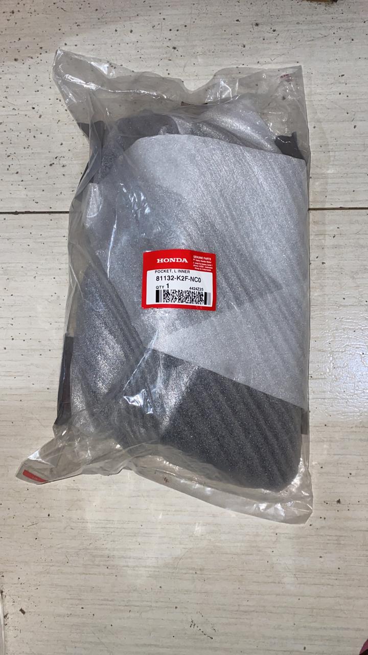 Pocket L Inner  Honda Scoopy Led K2F : 81132K2FNC0